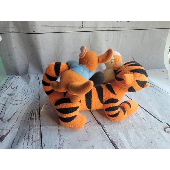 Tigger Roo Plush Stuff Animal Singing Musical Bouncing We Will Go Working - Picture 5 of 7